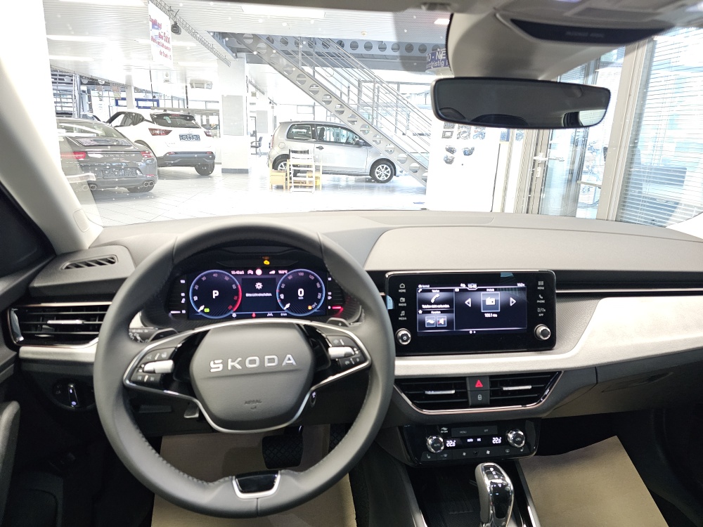 Skoda Scala  bei Hoffmann Automobile in Wolfsburg kaufen und sofort mitnehmen - Bild 18