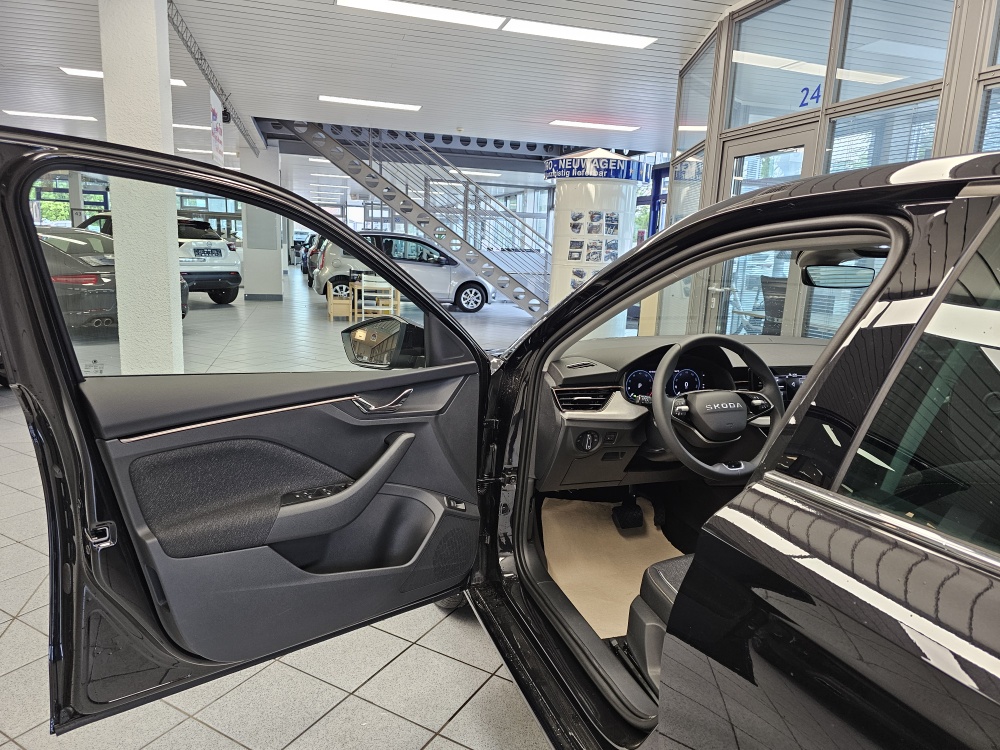 Skoda Scala  bei Hoffmann Automobile in Wolfsburg kaufen und sofort mitnehmen - Bild 21