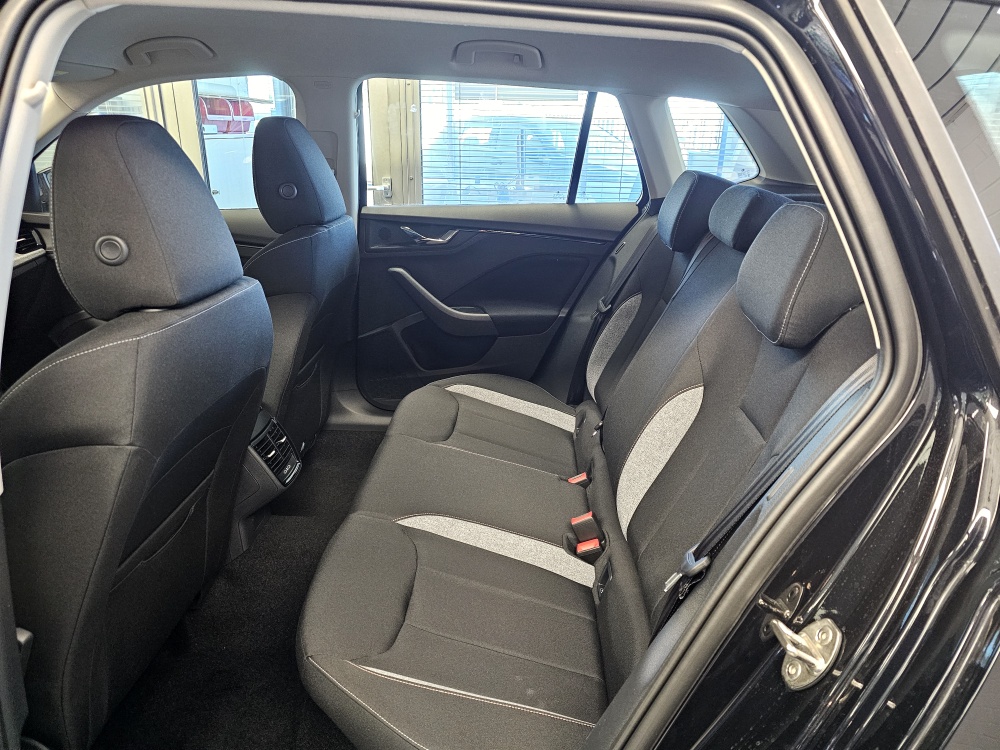 Skoda Kamiq  bei Hoffmann Automobile in Wolfsburg kaufen und sofort mitnehmen - Bild 5
