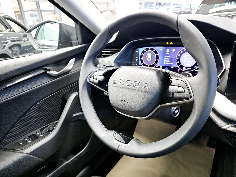 Skoda Octavia Combi  bei Hoffmann Automobile in Wolfsburg kaufen und sofort mitnehmen - Bild 13