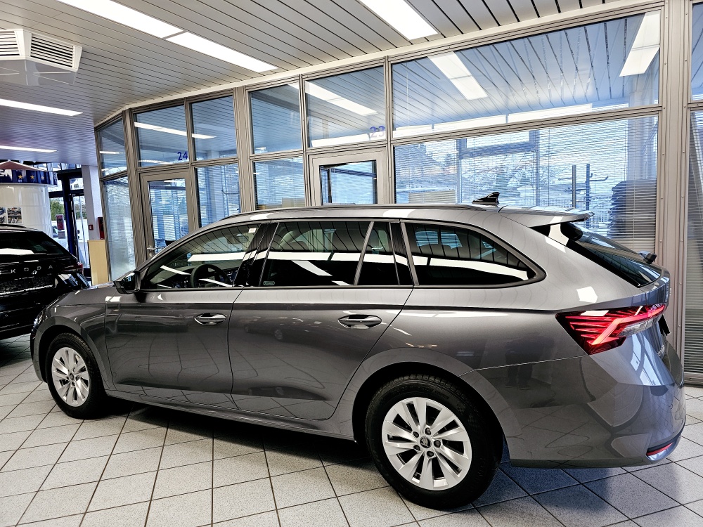 Skoda Octavia Combi  bei Hoffmann Automobile in Wolfsburg kaufen und sofort mitnehmen - Bild 19