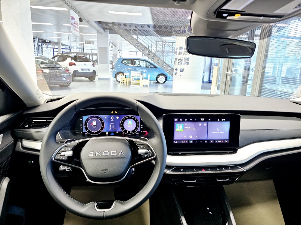 Skoda Octavia Combi  bei Hoffmann Automobile in Wolfsburg kaufen und sofort mitnehmen - Bild 14