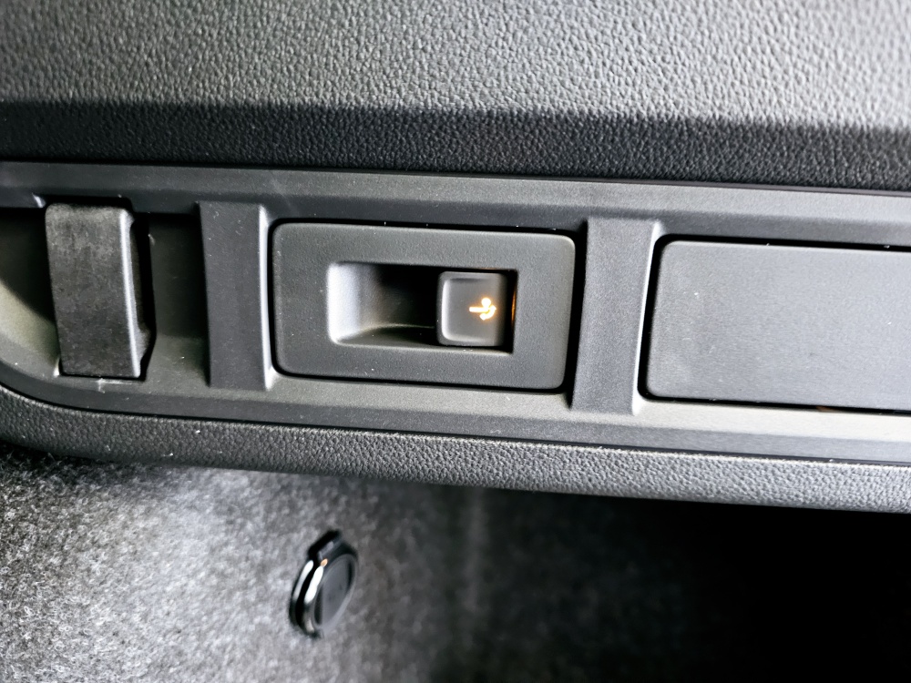 Skoda Octavia Combi  bei Hoffmann Automobile in Wolfsburg kaufen und sofort mitnehmen - Bild 3