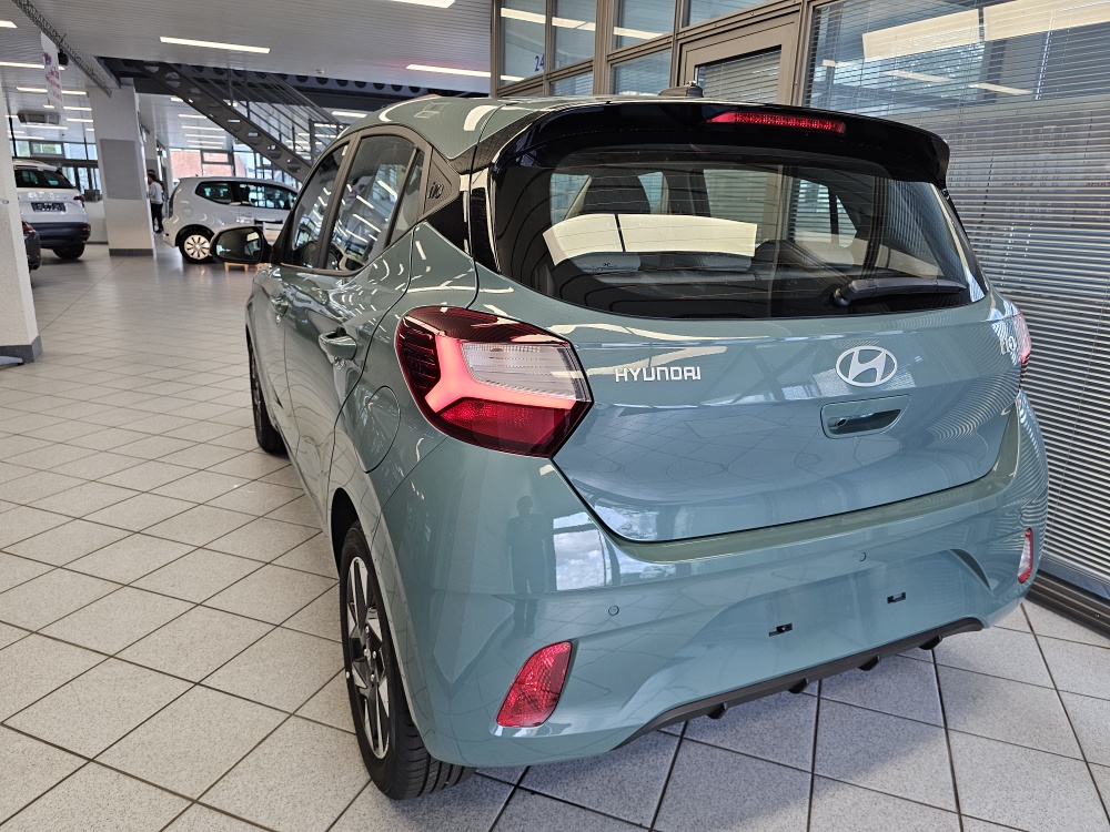 Hyundai i10  bei Hoffmann Automobile in Wolfsburg kaufen und sofort mitnehmen - Bild 3