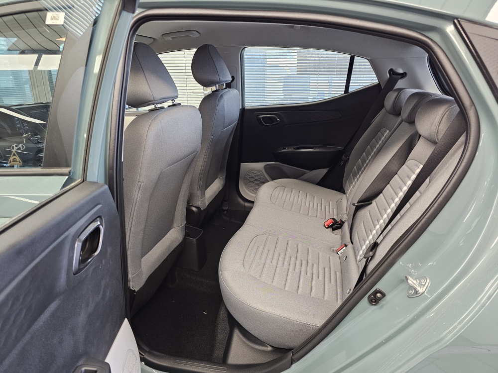 Hyundai i10  bei Hoffmann Automobile in Wolfsburg kaufen und sofort mitnehmen - Bild 4