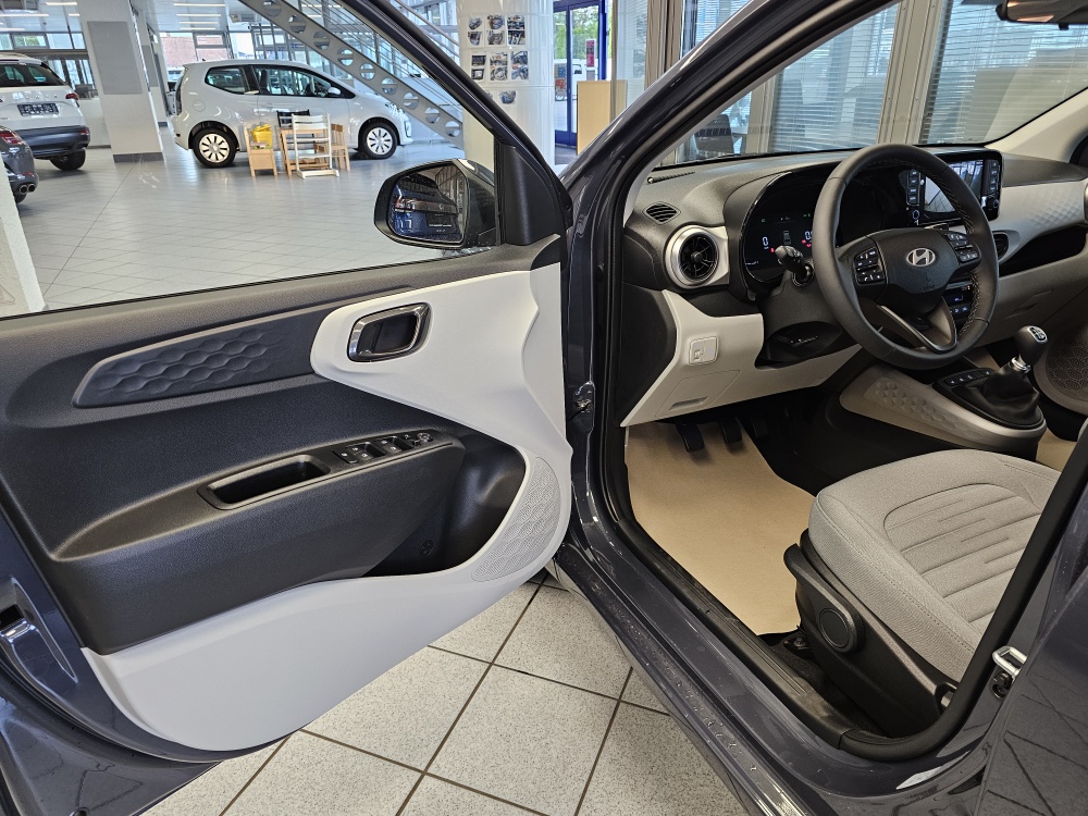 Hyundai i10  bei Hoffmann Automobile in Wolfsburg kaufen und sofort mitnehmen - Bild 18