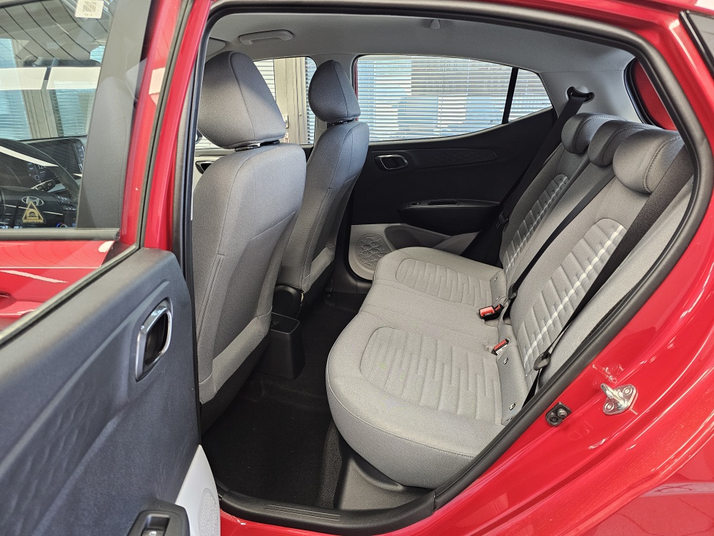 Hyundai i10  bei Hoffmann Automobile in Wolfsburg kaufen und sofort mitnehmen - Bild 4