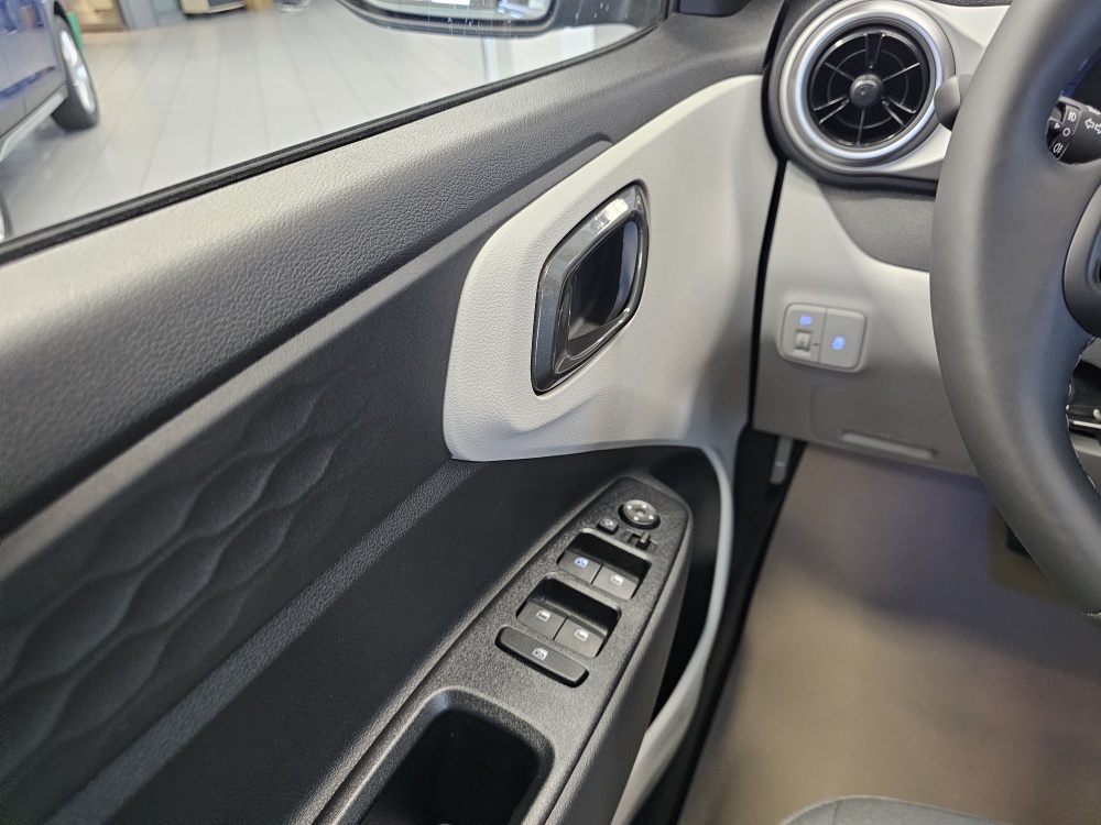 Hyundai i10  bei Hoffmann Automobile in Wolfsburg kaufen und sofort mitnehmen - Bild 14