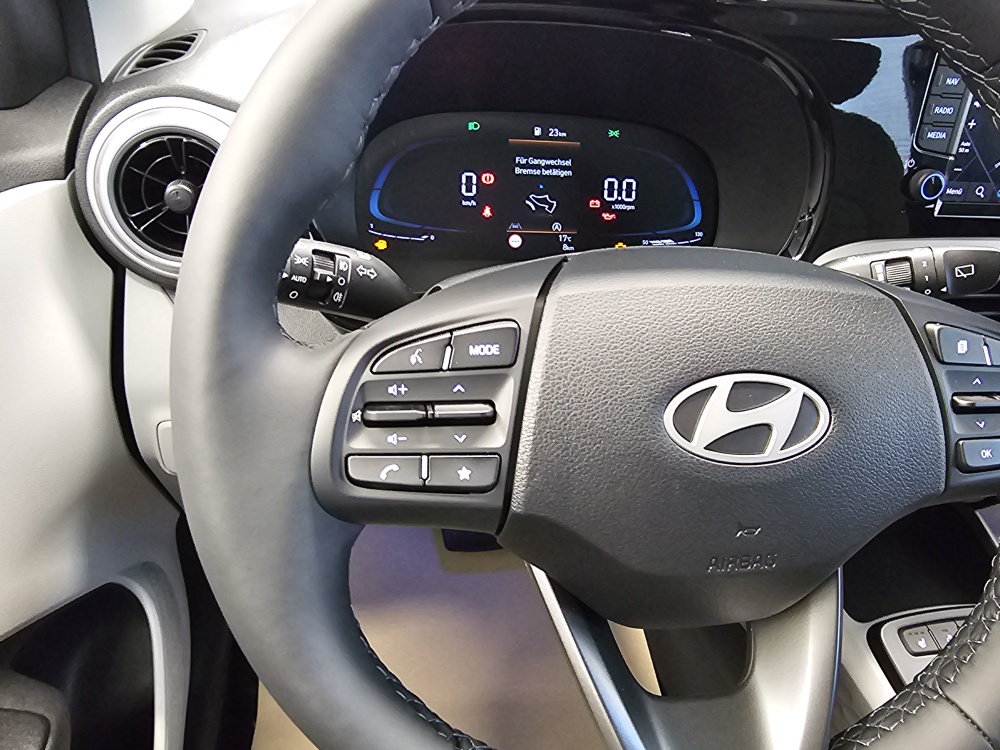 Hyundai i10  bei Hoffmann Automobile in Wolfsburg kaufen und sofort mitnehmen - Bild 12
