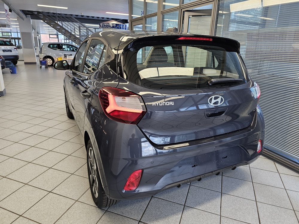 Hyundai i10  bei Hoffmann Automobile in Wolfsburg kaufen und sofort mitnehmen - Bild 3