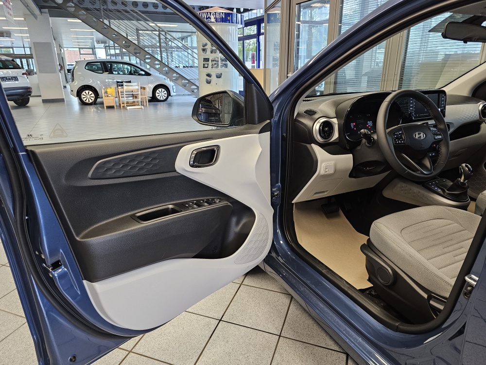 Hyundai i10  bei Hoffmann Automobile in Wolfsburg kaufen und sofort mitnehmen - Bild 18