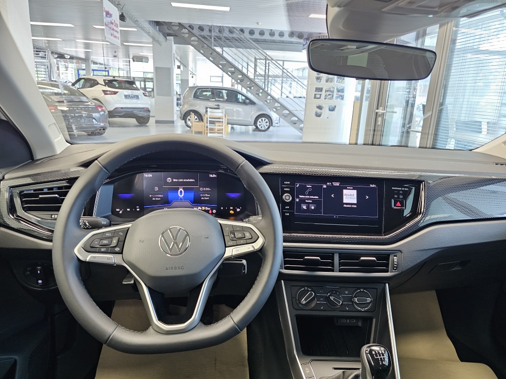 VW Polo  bei Hoffmann Automobile in Wolfsburg kaufen und sofort mitnehmen - Bild 17