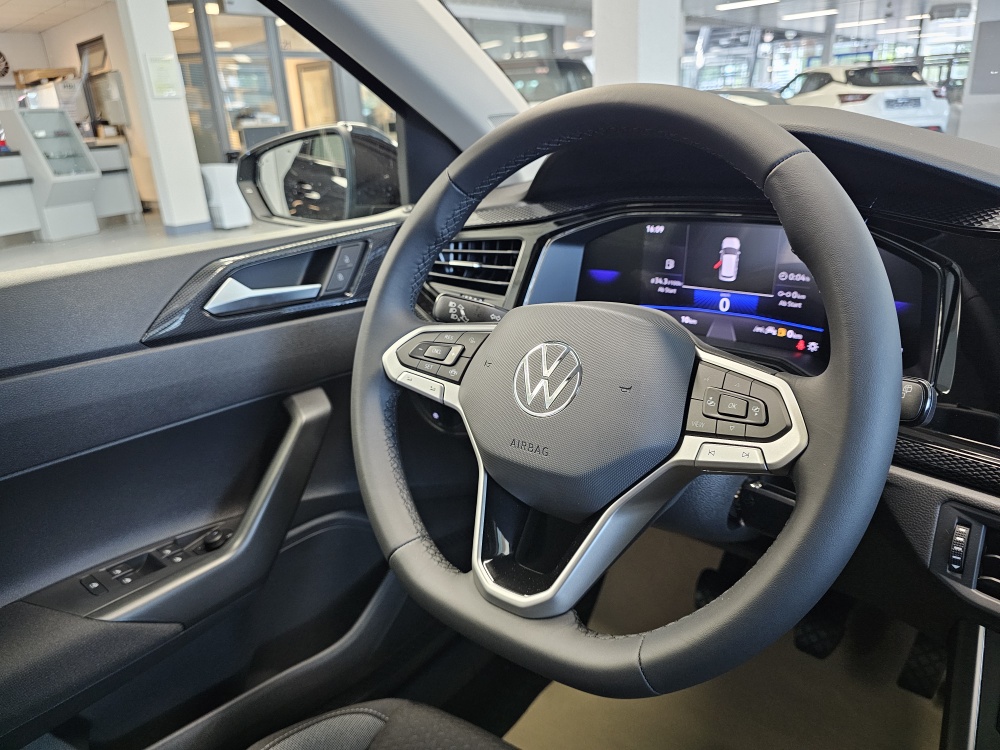 VW Polo  bei Hoffmann Automobile in Wolfsburg kaufen und sofort mitnehmen - Bild 14