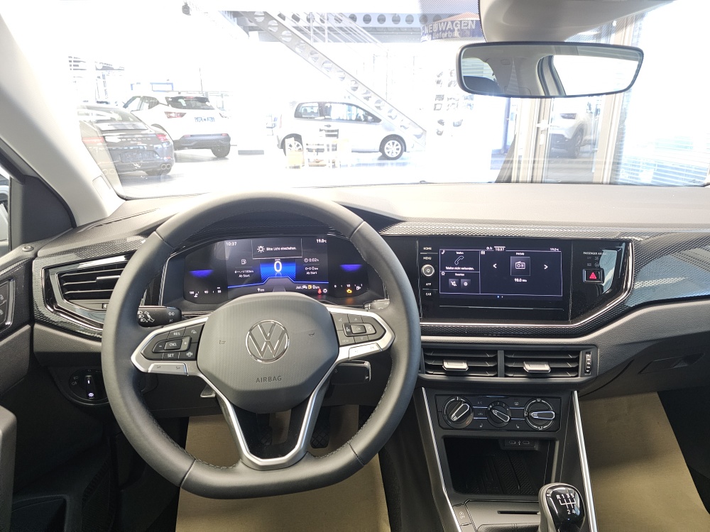 VW Polo  bei Hoffmann Automobile in Wolfsburg kaufen und sofort mitnehmen - Bild 17