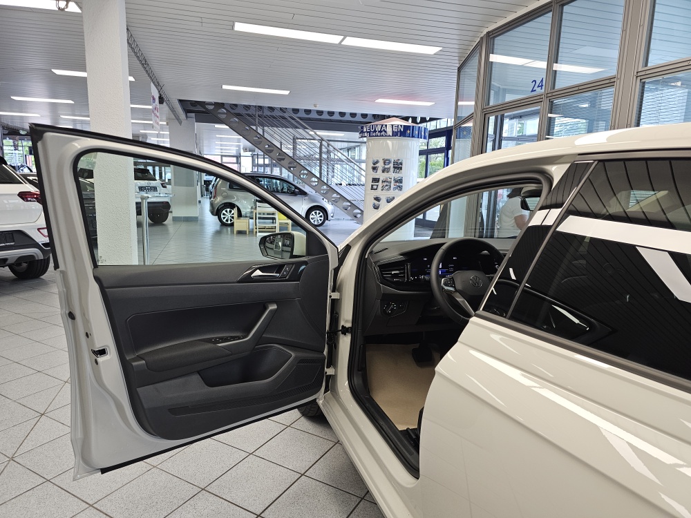 VW Polo  bei Hoffmann Automobile in Wolfsburg kaufen und sofort mitnehmen - Bild 19