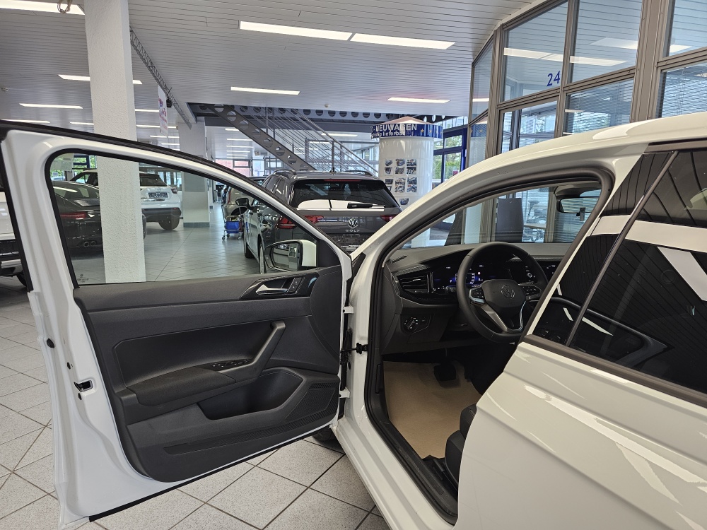VW Polo  bei Hoffmann Automobile in Wolfsburg kaufen und sofort mitnehmen - Bild 19