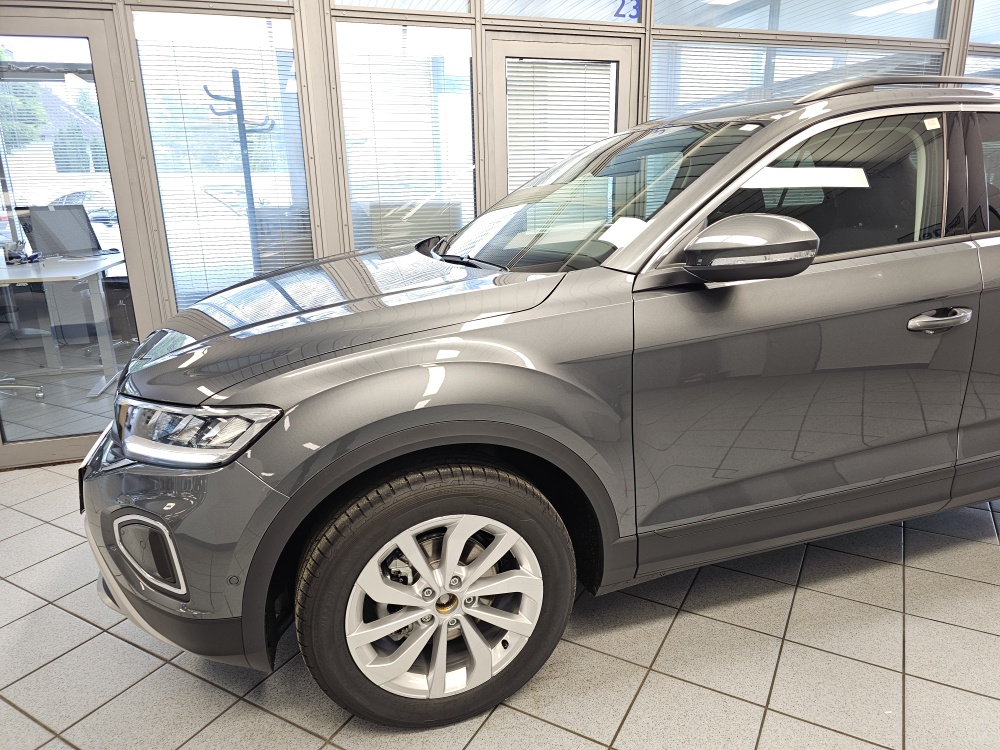 VW T-Roc  bei Hoffmann Automobile in Wolfsburg kaufen und sofort mitnehmen - Bild 19