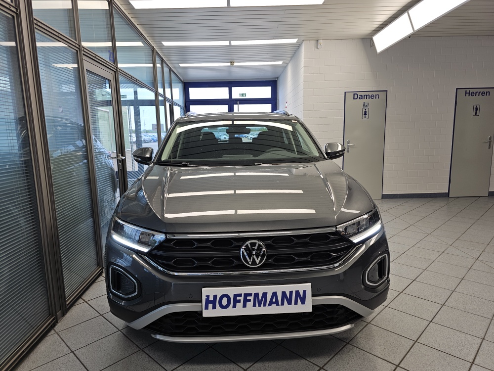 VW T-Roc  bei Hoffmann Automobile in Wolfsburg kaufen und sofort mitnehmen - Bild 20