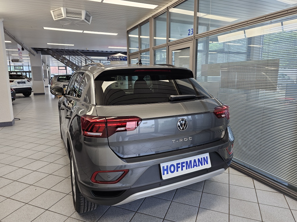 VW T-Roc  bei Hoffmann Automobile in Wolfsburg kaufen und sofort mitnehmen - Bild 3