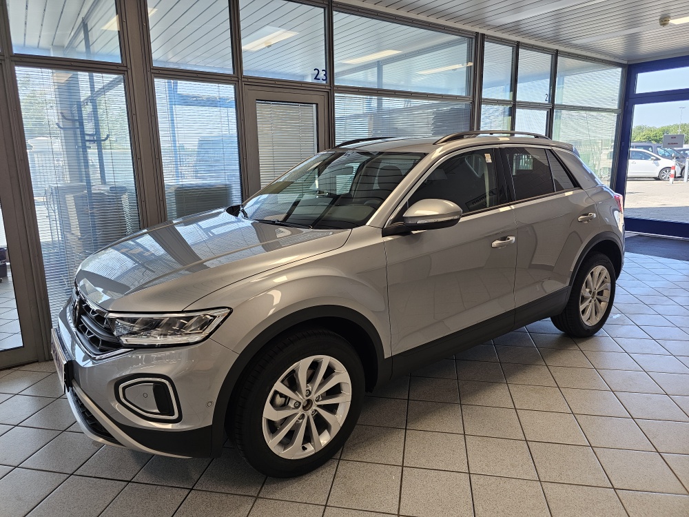 VW T-Roc Life für nur 30.750,- € bei Hoffmann Automobile in Wolfsburg kaufen und sofort mitnehmen