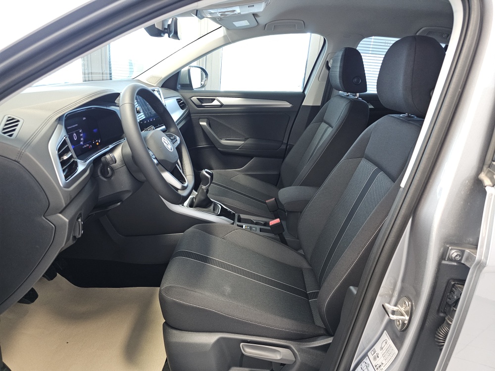 VW T-Roc  bei Hoffmann Automobile in Wolfsburg kaufen und sofort mitnehmen - Bild 19