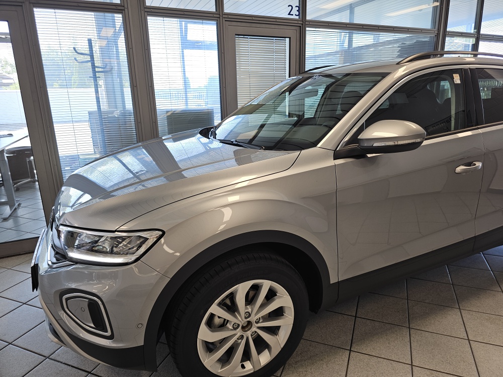 VW T-Roc  bei Hoffmann Automobile in Wolfsburg kaufen und sofort mitnehmen - Bild 22