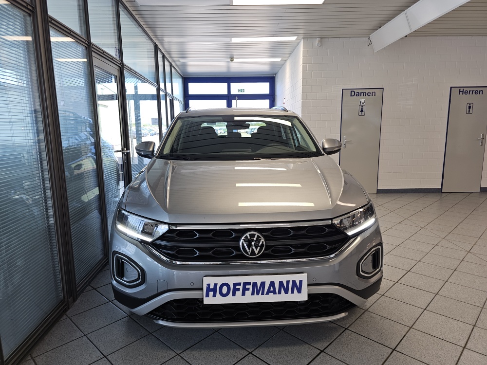 VW T-Roc  bei Hoffmann Automobile in Wolfsburg kaufen und sofort mitnehmen - Bild 23