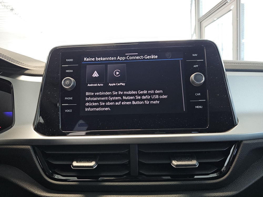 VW T-Roc  bei Hoffmann Automobile in Wolfsburg kaufen und sofort mitnehmen - Bild 9