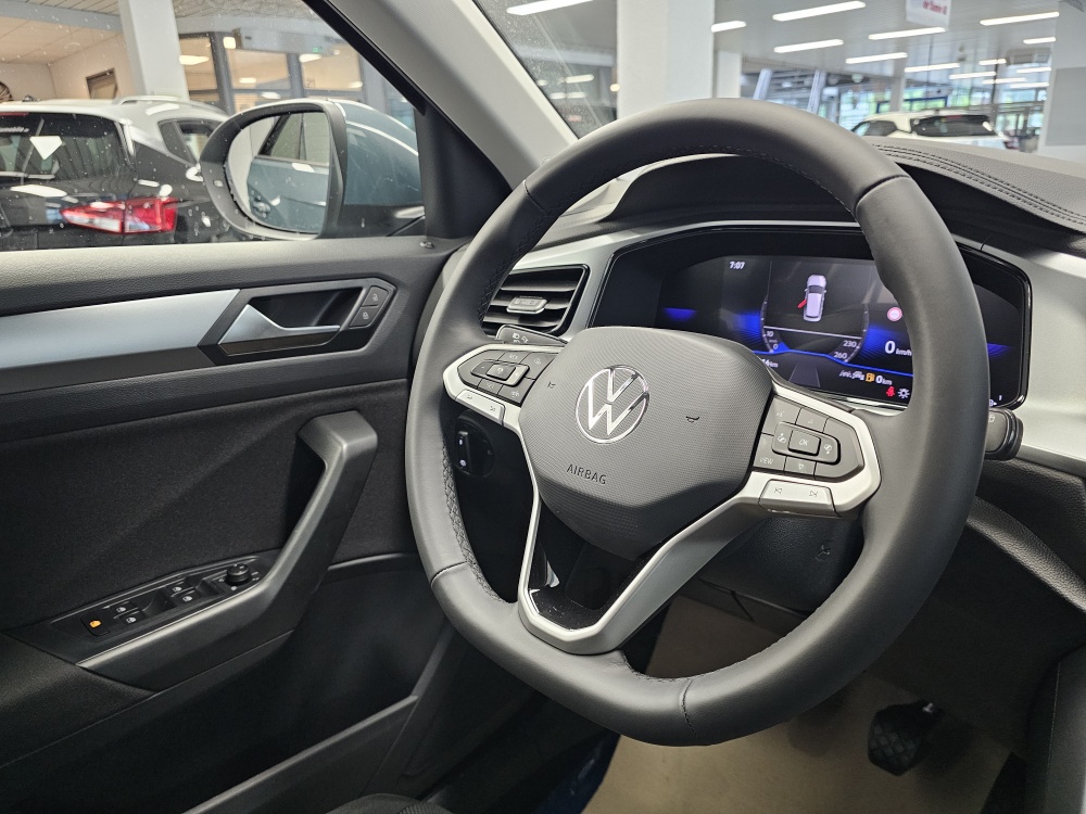 VW T-Roc  bei Hoffmann Automobile in Wolfsburg kaufen und sofort mitnehmen - Bild 14