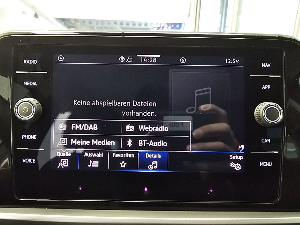 VW T-Roc  bei Hoffmann Automobile in Wolfsburg kaufen und sofort mitnehmen - Bild 13