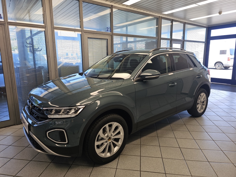 VW T-Roc  bei Hoffmann Automobile in Wolfsburg kaufen und sofort mitnehmen - Bild 1
