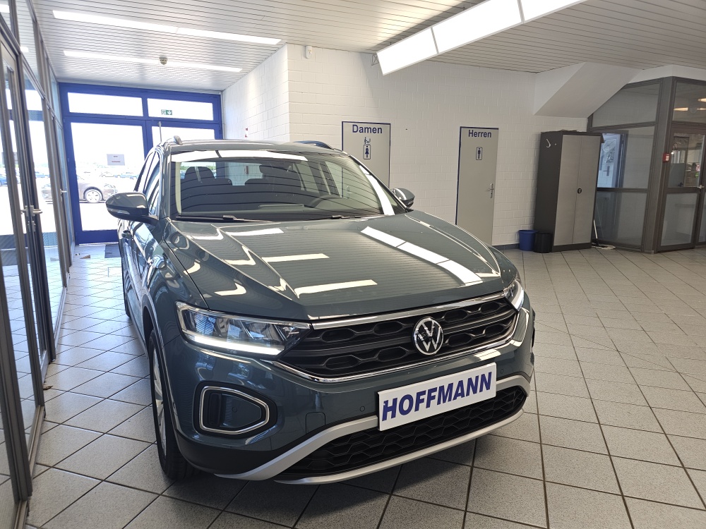 VW T-Roc  bei Hoffmann Automobile in Wolfsburg kaufen und sofort mitnehmen - Bild 22