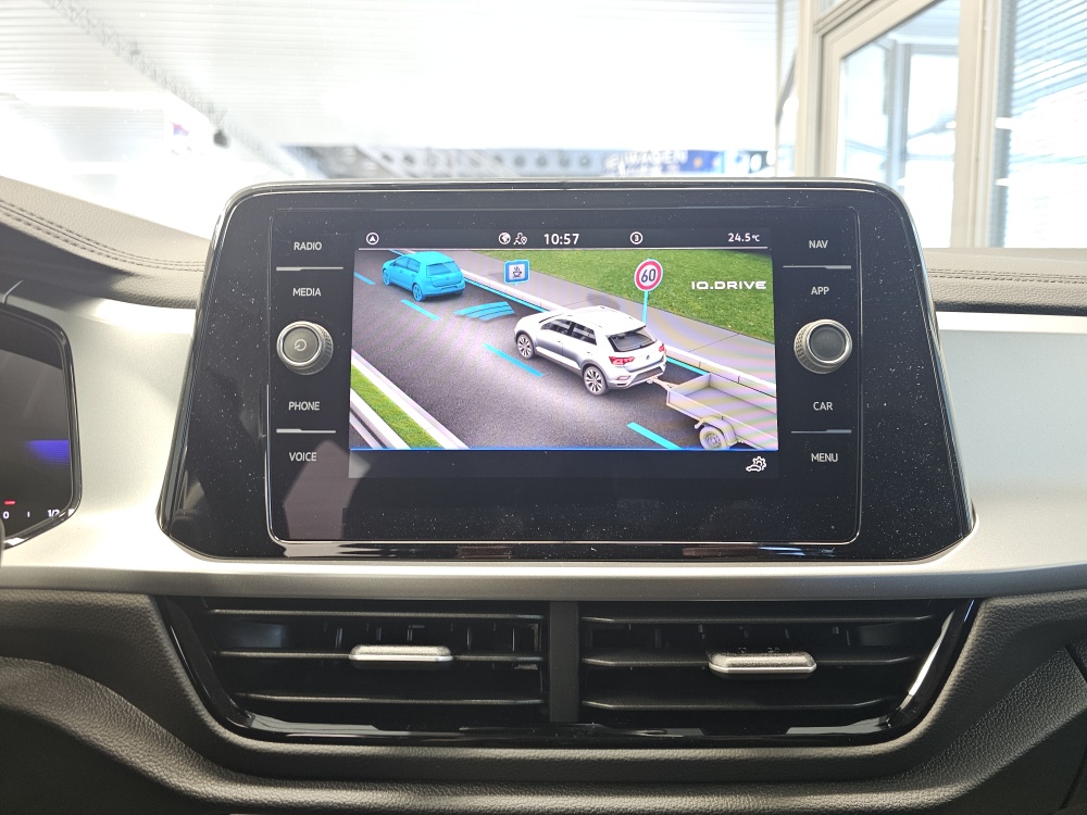 VW T-Roc  bei Hoffmann Automobile in Wolfsburg kaufen und sofort mitnehmen - Bild 8