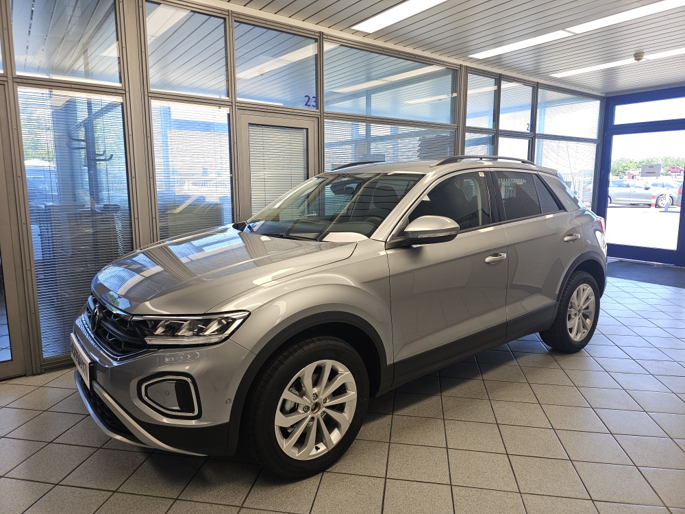 VW T-Roc Life für nur 31.750,- € bei Hoffmann Automobile in Wolfsburg kaufen und sofort mitnehmen