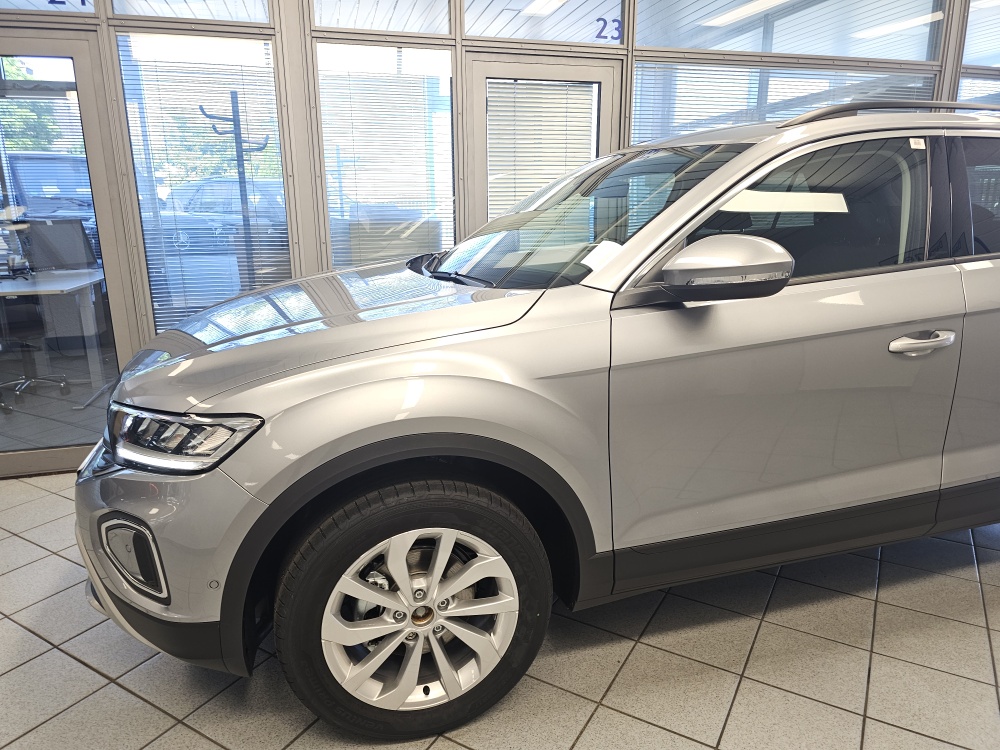 VW T-Roc  bei Hoffmann Automobile in Wolfsburg kaufen und sofort mitnehmen - Bild 22