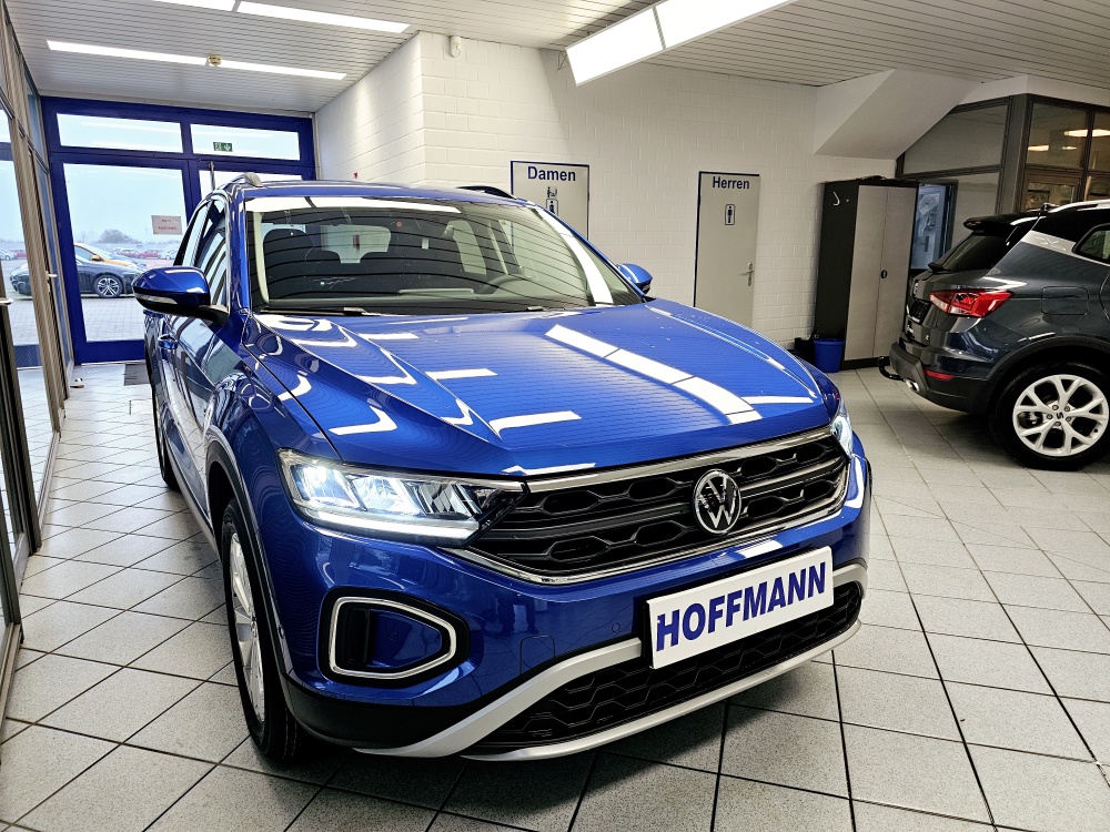 VW T-Roc  bei Hoffmann Automobile in Wolfsburg kaufen und sofort mitnehmen - Bild 24