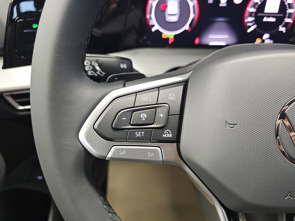 VW Golf Variant  bei Hoffmann Automobile in Wolfsburg kaufen und sofort mitnehmen - Bild 17