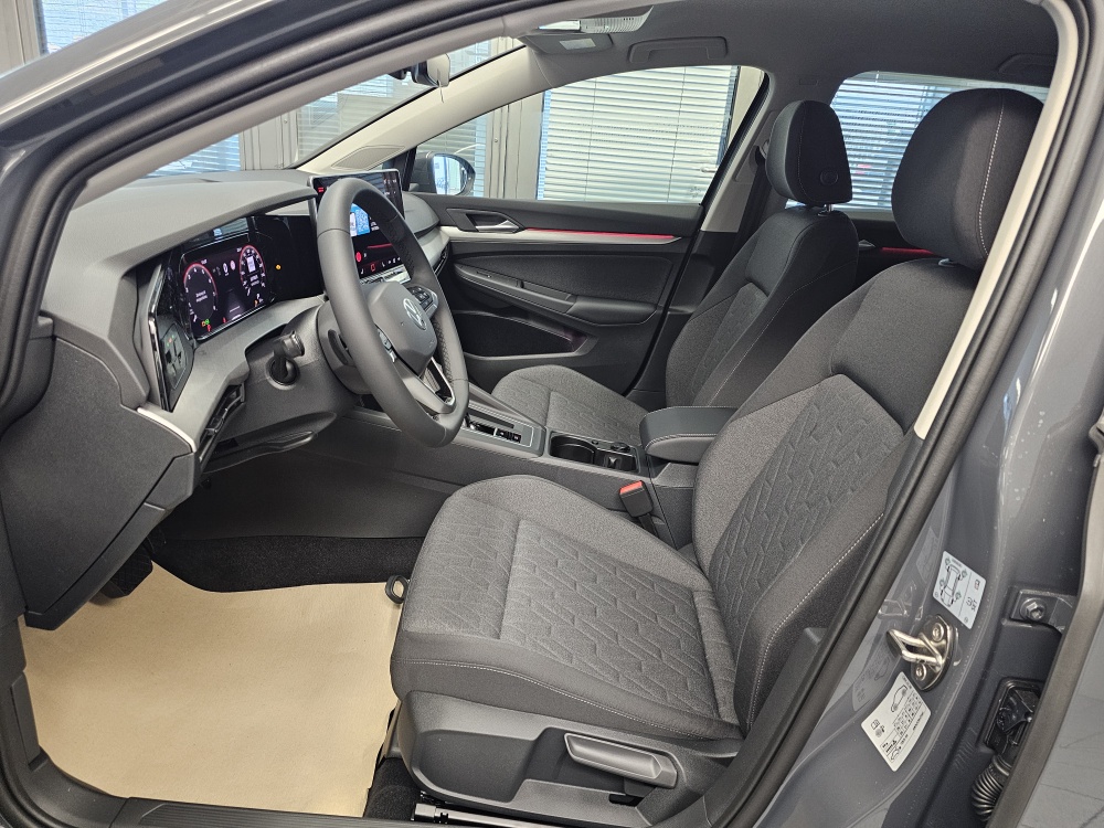 VW Golf Variant  bei Hoffmann Automobile in Wolfsburg kaufen und sofort mitnehmen - Bild 21