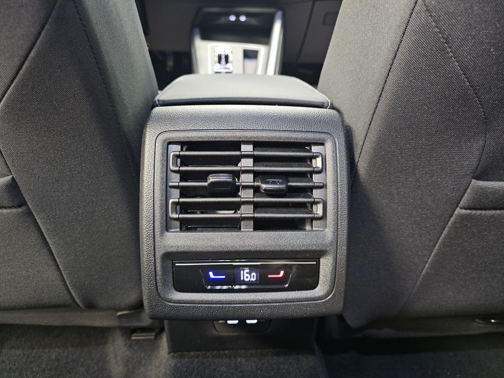 VW Golf Variant  bei Hoffmann Automobile in Wolfsburg kaufen und sofort mitnehmen - Bild 9