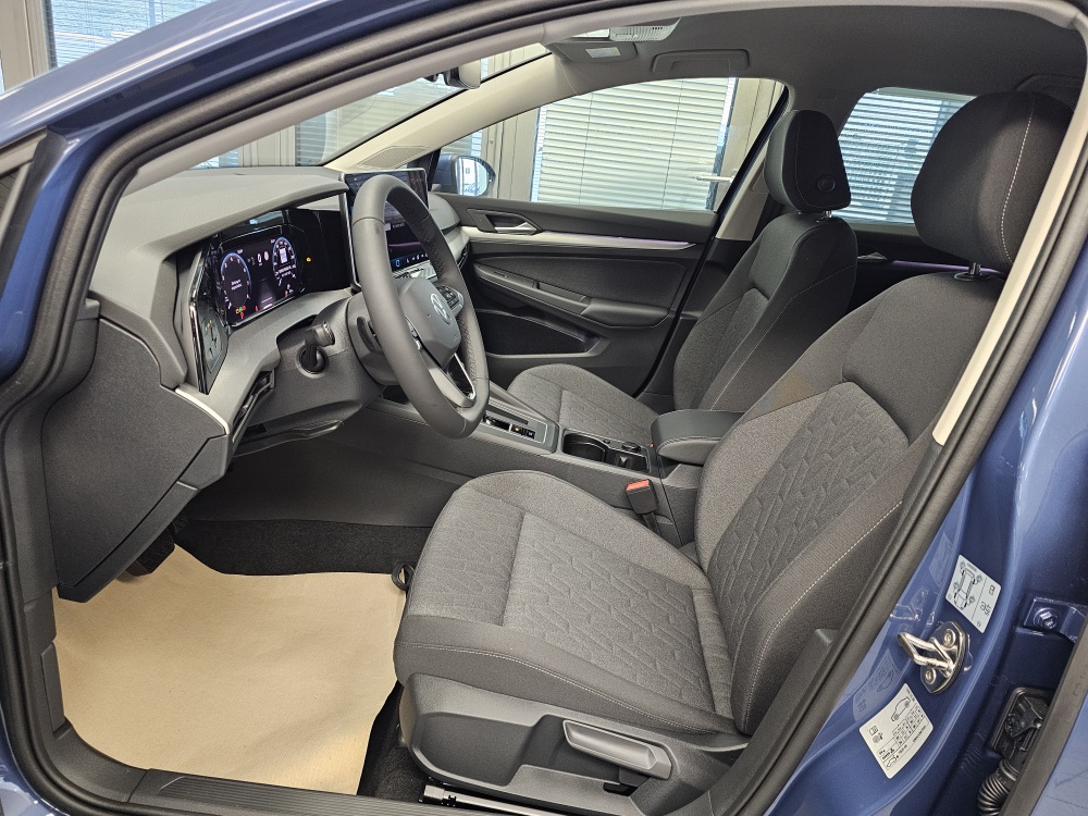 VW Golf Variant  bei Hoffmann Automobile in Wolfsburg kaufen und sofort mitnehmen - Bild 22