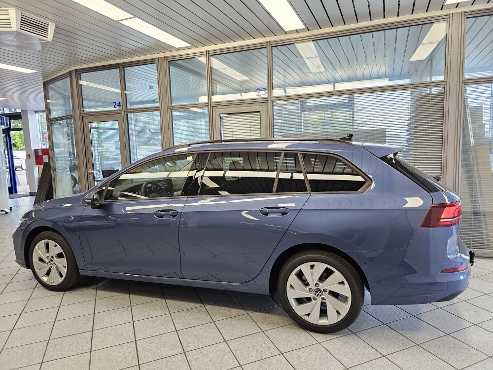 VW Golf Variant  bei Hoffmann Automobile in Wolfsburg kaufen und sofort mitnehmen - Bild 24