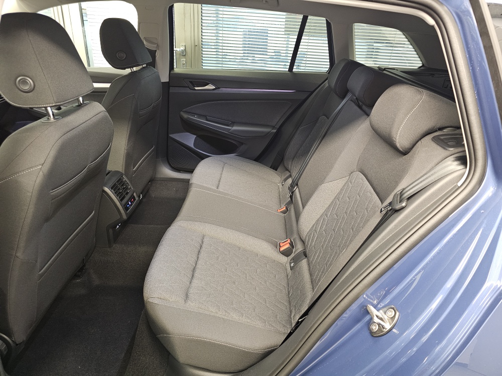 VW Golf Variant  bei Hoffmann Automobile in Wolfsburg kaufen und sofort mitnehmen - Bild 7