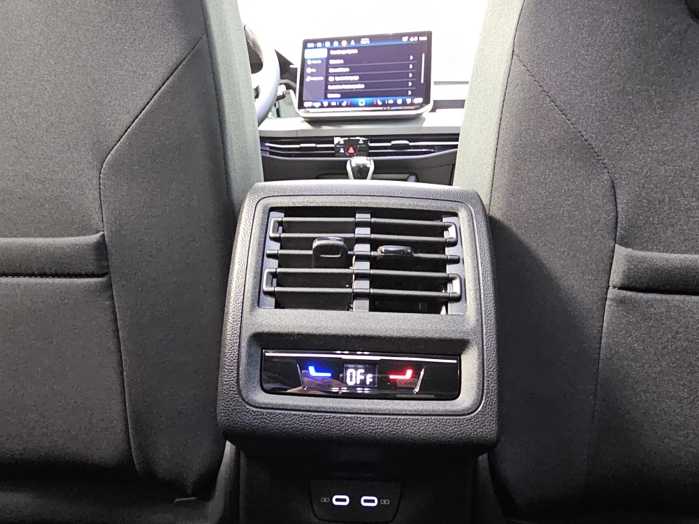 VW Golf Variant bei Hoffmann Automobile in Wolfsburg kaufen und sofort mitnehmen - Bild 8