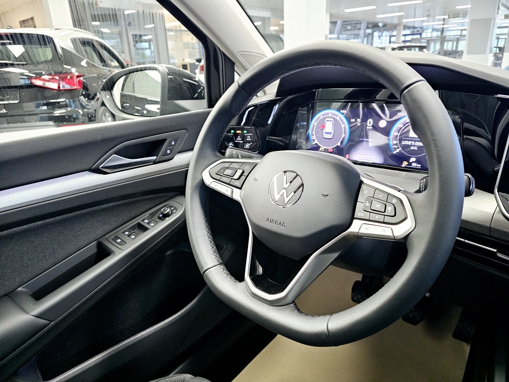VW Golf Variant  bei Hoffmann Automobile in Wolfsburg kaufen und sofort mitnehmen - Bild 15