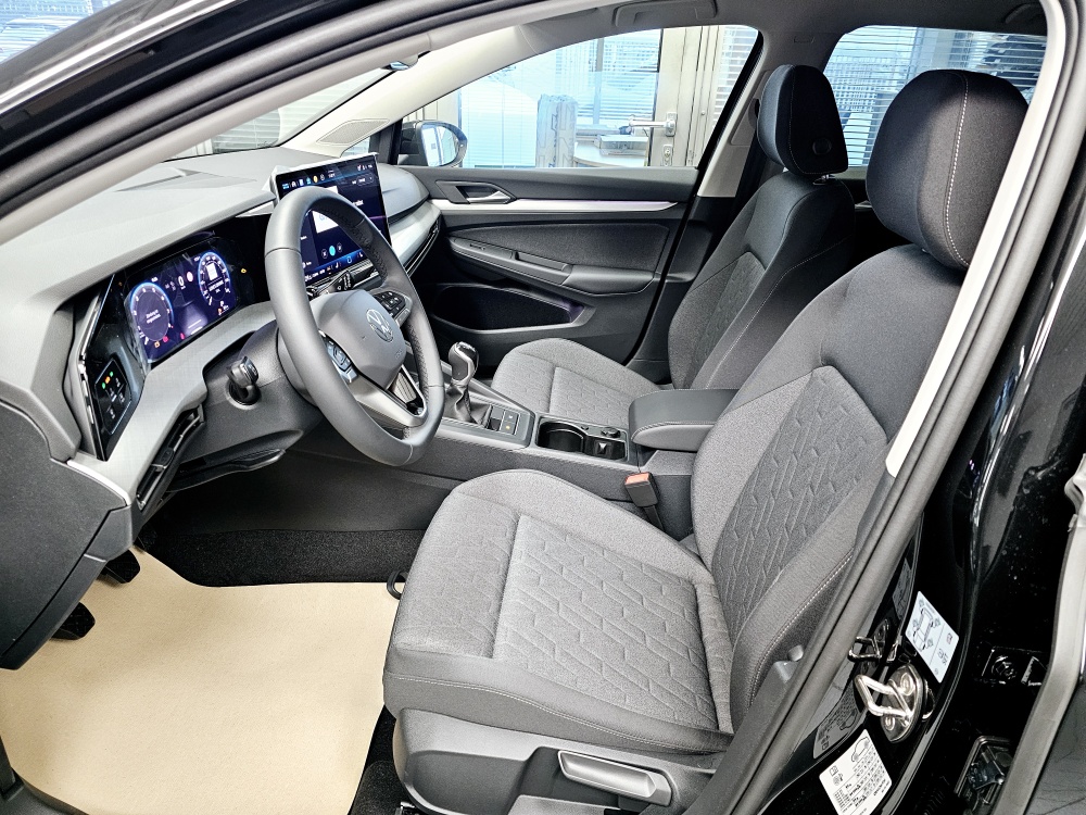 VW Golf Variant  bei Hoffmann Automobile in Wolfsburg kaufen und sofort mitnehmen - Bild 20