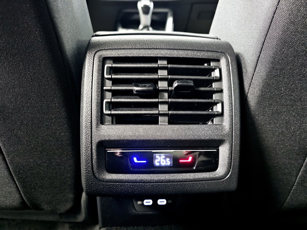 VW Golf Variant  bei Hoffmann Automobile in Wolfsburg kaufen und sofort mitnehmen - Bild 8