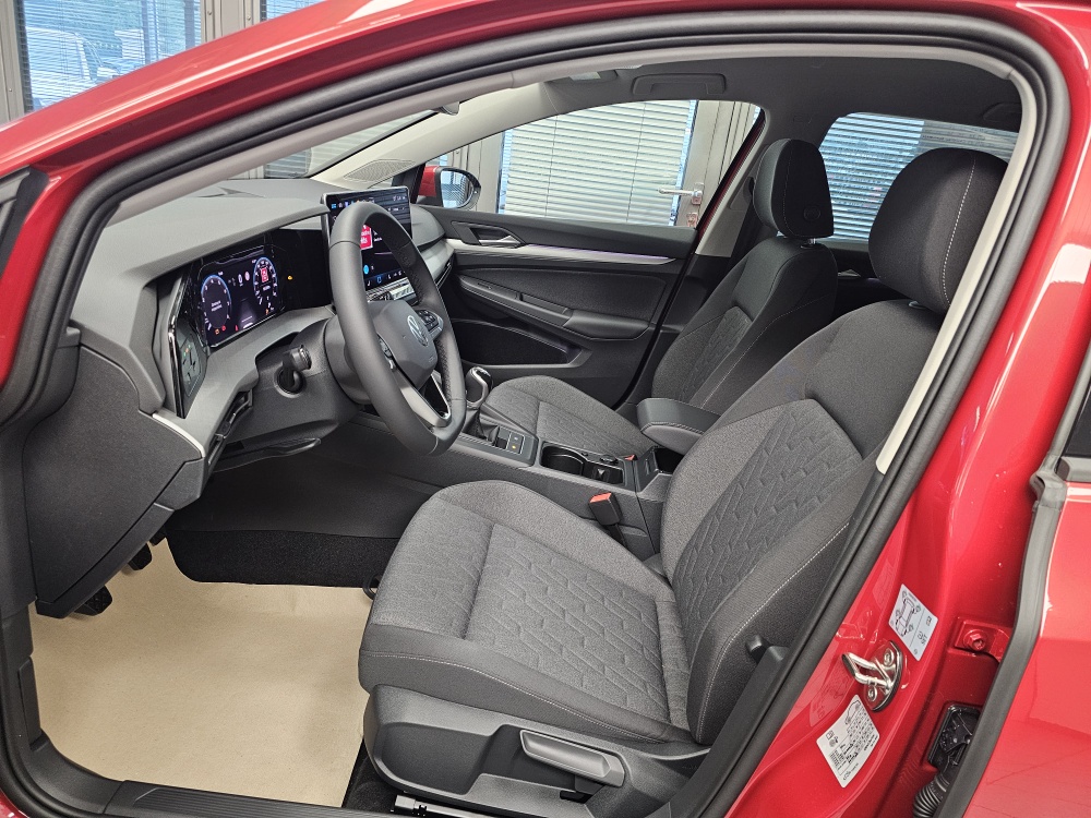 VW Golf Variant  bei Hoffmann Automobile in Wolfsburg kaufen und sofort mitnehmen - Bild 21