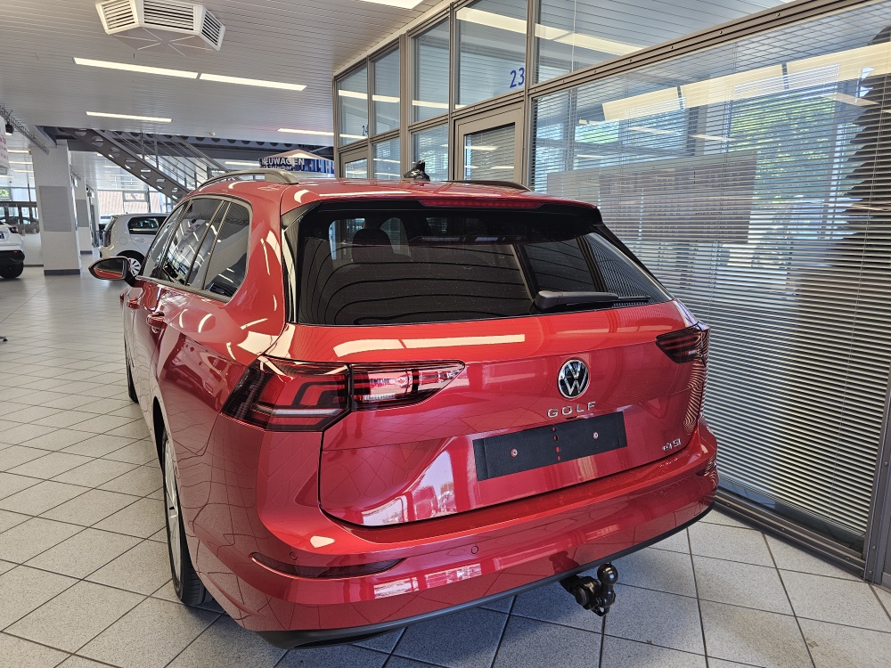 VW Golf Variant  bei Hoffmann Automobile in Wolfsburg kaufen und sofort mitnehmen - Bild 6