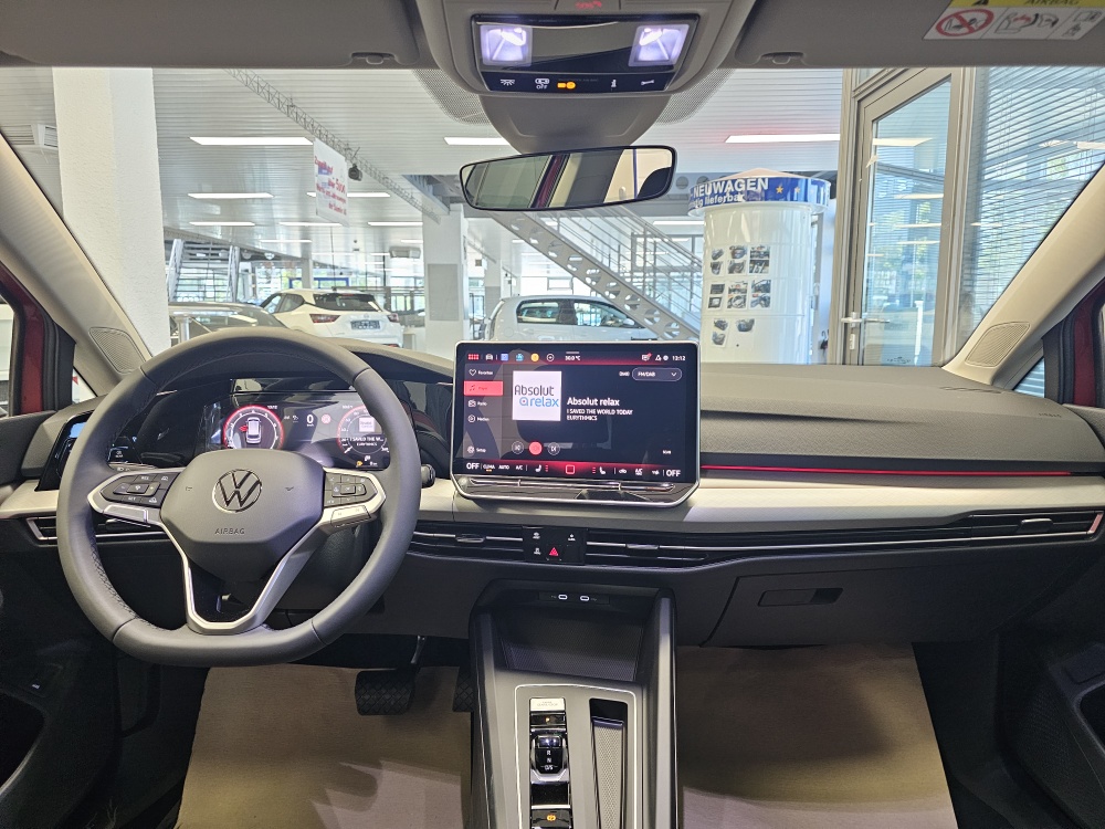 VW Golf Variant  bei Hoffmann Automobile in Wolfsburg kaufen und sofort mitnehmen - Bild 8