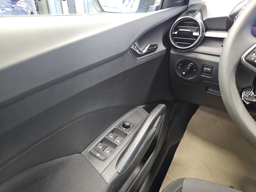 Skoda Fabia  bei Hoffmann Automobile in Wolfsburg kaufen und sofort mitnehmen - Bild 14